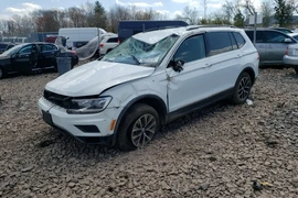 Volkswagen Tiguan 2021г.