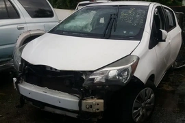 Toyota Yaris 2017г.