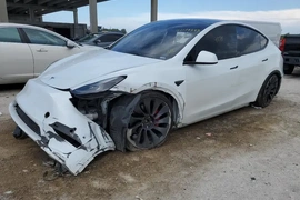 Tesla Model Y 2022г.