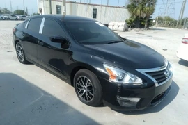 Nissan Altima 2015г.