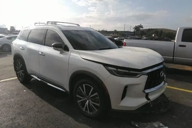 Infiniti QX60 2022г.