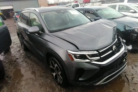 Volkswagen Taos 2022г.