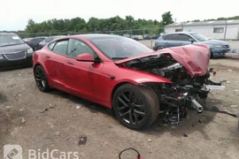 Tesla Model S 2023г.