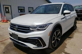 Volkswagen Tiguan 2023г.