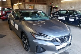 Nissan Maxima 2021г.