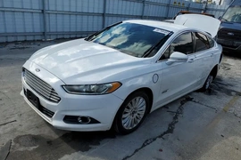 Ford Fusion Energi 2016г.