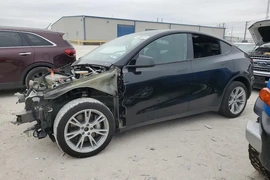 Tesla Model Y 2020г.