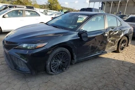 Toyota Camry 2021г.