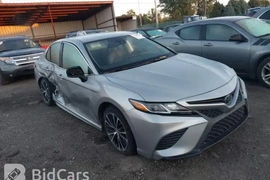 Toyota Camry 2019г.