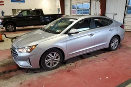 Hyundai Elantra 2020г.