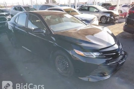 Toyota Camry 2020г.