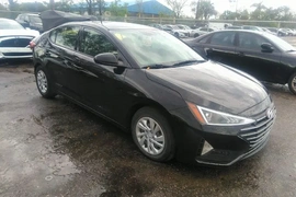 Hyundai Elantra 2019г.