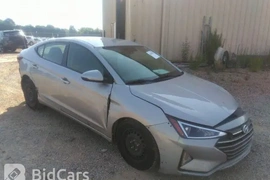 Hyundai Elantra 2020г.