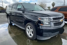 Chevrolet Suburban 2015г.