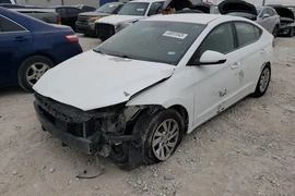 Hyundai Elantra 2017г.