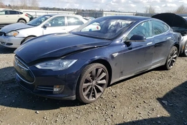 Tesla Model S 2013г.