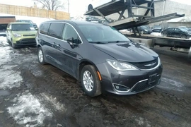 Chrysler Pacifica 2020г.