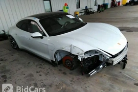 Porsche Taycan 2021г.