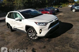 Toyota RAV4 2021г.