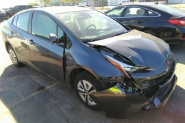 Toyota Prius 2017г.