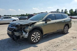 Subaru Outback 2022г.