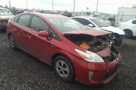 Toyota Prius 2013г.