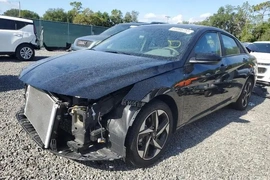 Hyundai Elantra 2023г.