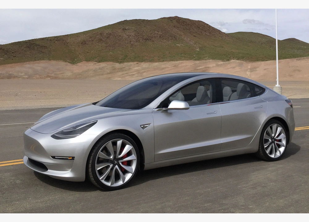 Tesla Model 3 White/Blue