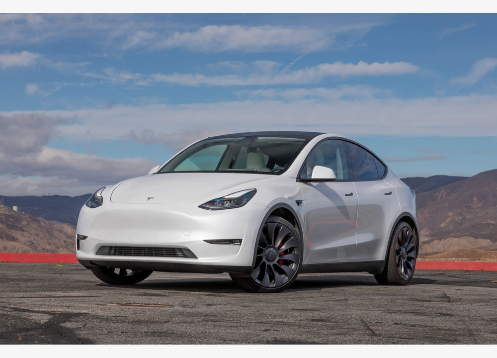 Tesla Model Y, Black