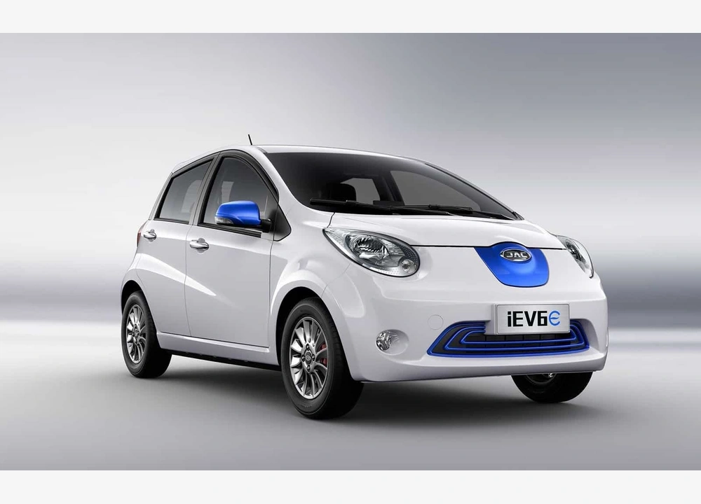 Jac iEV6E