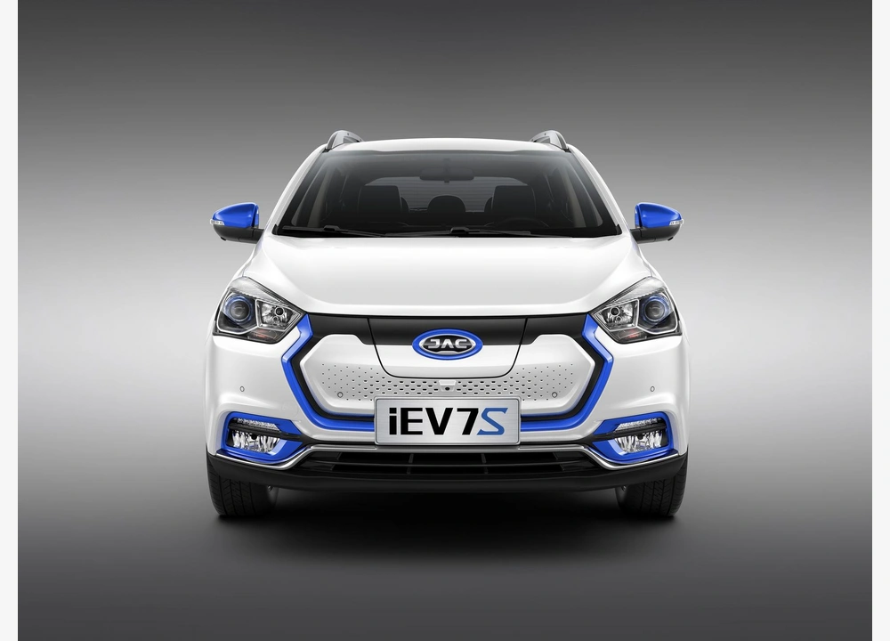 Jac iEVS7