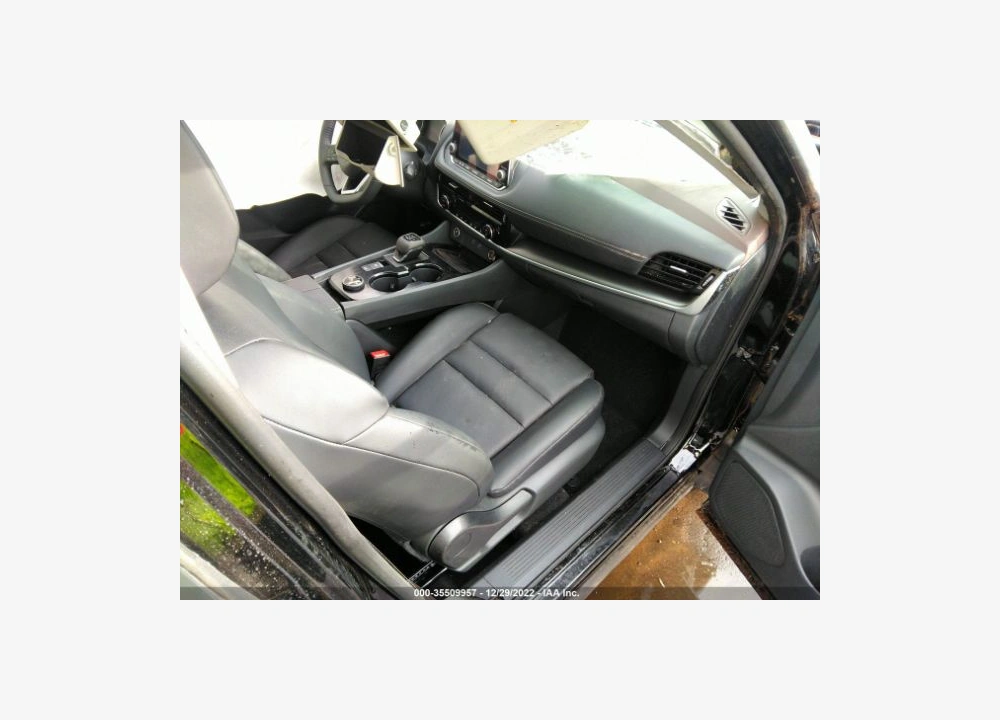 Nissan Rogue 2023г.