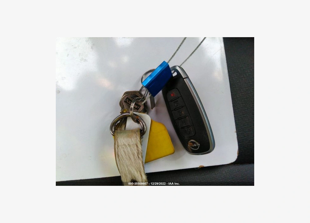 Nissan Rogue 2023г.