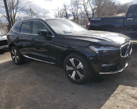 Volvo XC60 2023г.
